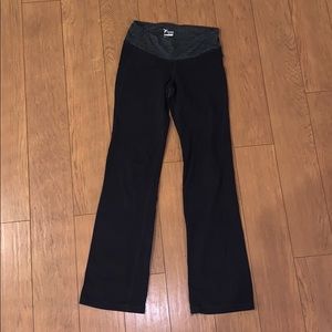 Black Old Navy Yoga Pants